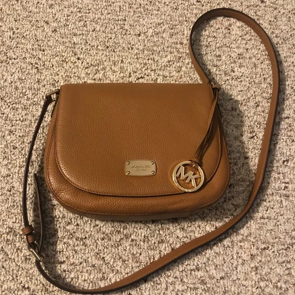 Michael Kors bag - Picture 1 of 6